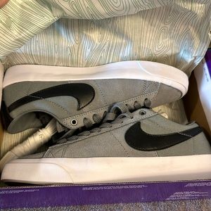 New Nike zoom blazer low pro gt size 6 cool grey